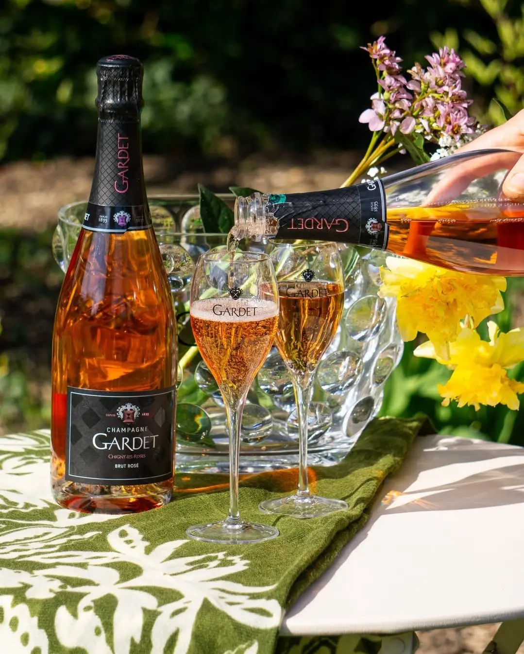 Ladies Night Champagner Gardet Rosé im Hamburger Club