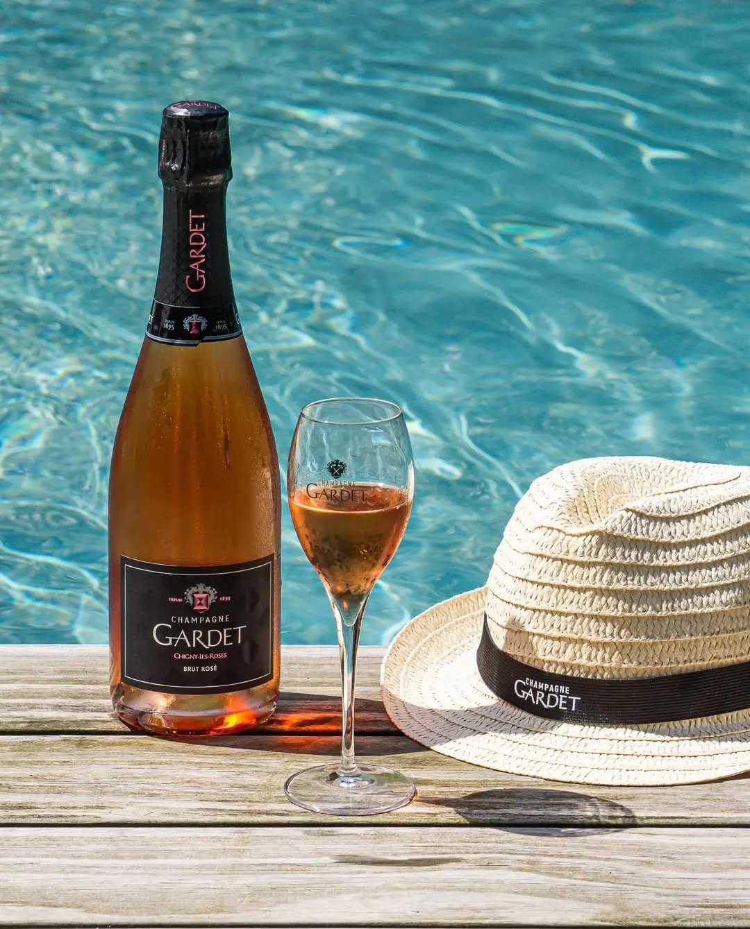 Tanzfläche Feier mit Champagner Gardet Hamburger Discothek